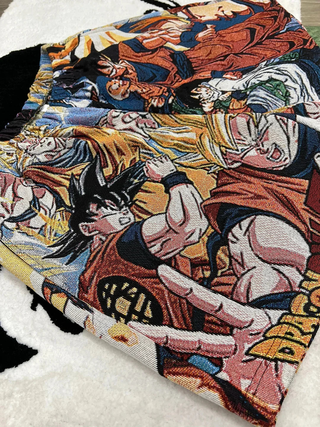 DRAGON BALL TAPESTRY SHORTS